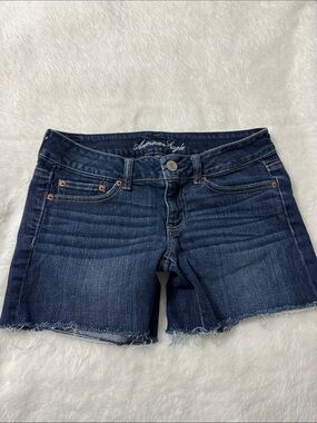 American Eagle Outfitters Y2K Dark Blue Denim Cutoff Shorts Sz 6